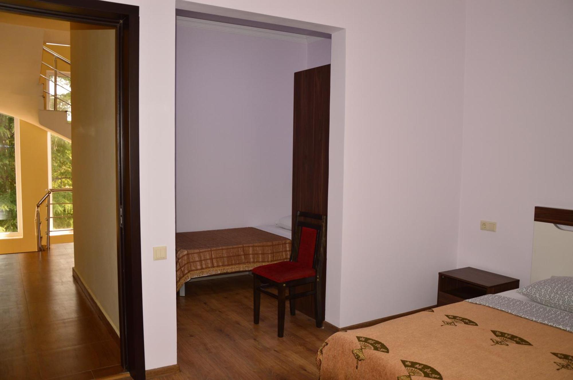 Golden Fleece Hotel Ureki Zimmer foto